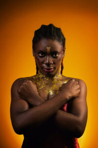 Mulher negra em foto artistica